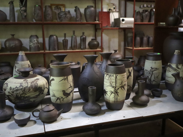 Into the sustainable: Support local communities in Vietnam traditional craft villages